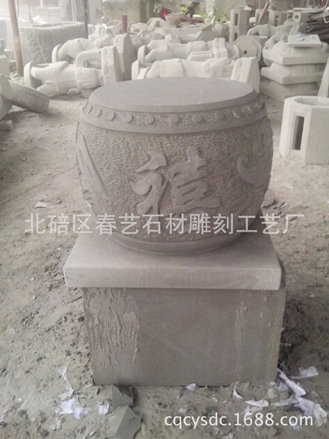 云南柱礎石的制作工藝